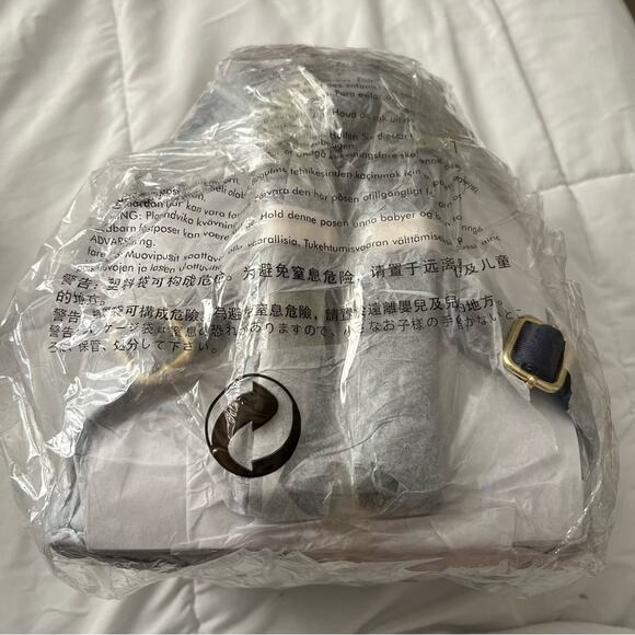 Loungefly Disney Dapper Dans Mini Backpack NWT - Picture 5 of 5